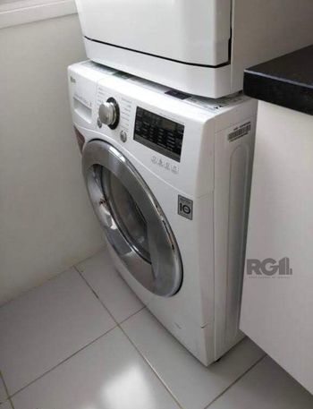 Foto 6 do(a) Flat de 2 quartos à venda em Jardim Sabará, Porto Alegre