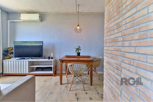 Foto 3 do(a) Apartamento de 2 quartos à venda em Restinga, Porto Alegre