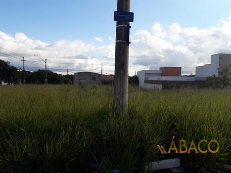 Foto 3 do(a) Terreno false à venda em Jardim Embaré, São Carlos