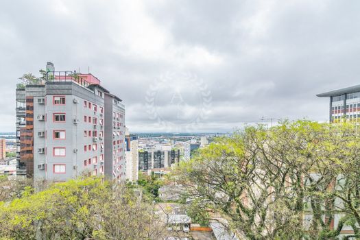 Foto 4 do(a) Cobertura de 4 quartos à venda em Floresta, Porto Alegre