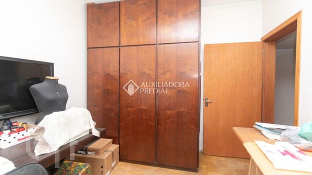 Foto 14 do(a) Apartamento de 3 quartos à venda em Rio Branco, Porto Alegre
