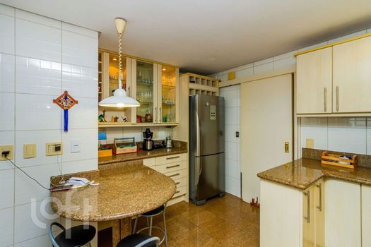 Foto 48 do(a) Apartamento de 3 quartos à venda em Mont Serrat, Porto Alegre