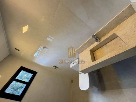 Foto 6 do(a) Casa em Condomínio de 4 quartos à venda em Jardins França, Goiânia