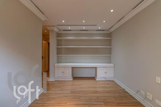 Foto 3 do(a) Apartamento de 4 quartos à venda em Vila Suzana, São Paulo