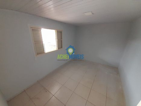 Foto 3 do(a) Casa de 2 quartos para alugar em Conjunto Habitacional Hilda Mandarino, Araçatuba