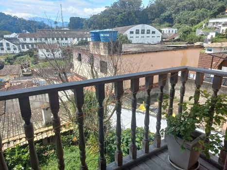 Foto 22 do(a) Casa de 3 quartos à venda em Bingen, Petrópolis