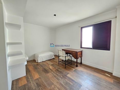 Foto 19 do(a) Cobertura de 3 quartos à venda em Vila Nova Conceição, São Paulo