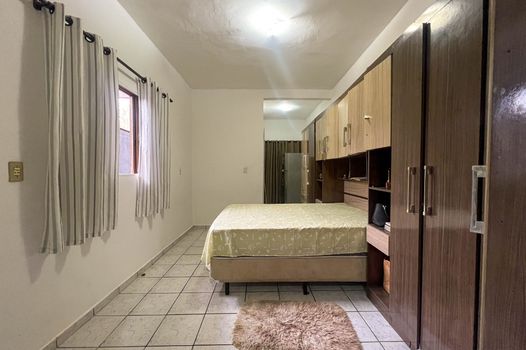 Foto 5 do(a) Casa de 4 quartos à venda em Vila Correia, Mauá