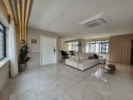Foto 3 do(a) Apartamento de 3 quartos à venda em Praia de Iracema, Fortaleza