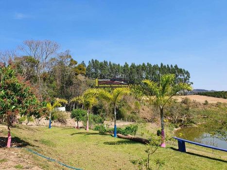 Foto 1 do(a) Fazenda / Sítio / Chácara de 5 quartos à venda em Área Rural de Amparo, Amparo