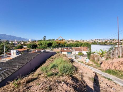 Foto 3 do(a) Terreno false à venda em Vila Pontilhão, Cruzeiro