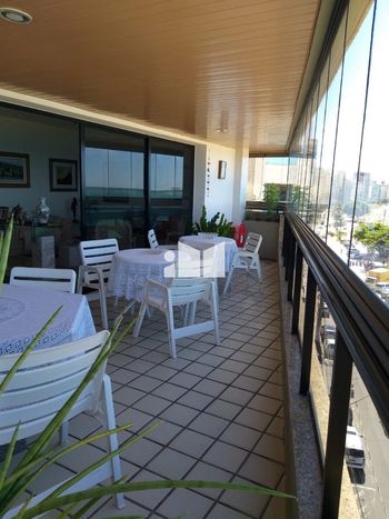 Foto 4 do(a) Apartamento de 4 quartos à venda em Itapuã, Vila Velha