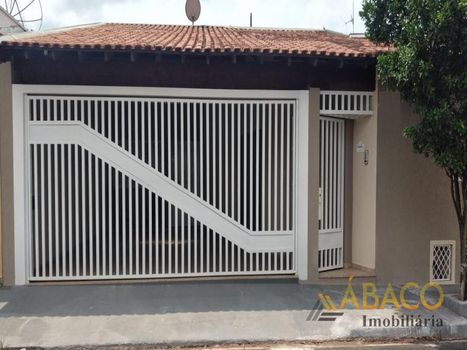 Foto 1 do(a) Casa de 3 quartos à venda em Jardim Ipanema, São Carlos