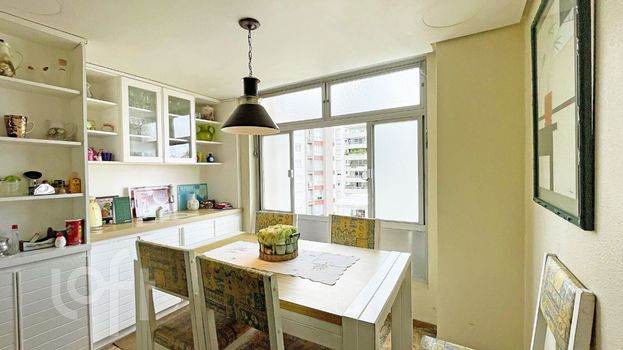 Foto 14 do(a) Apartamento de 3 quartos à venda em Rio Branco, Porto Alegre