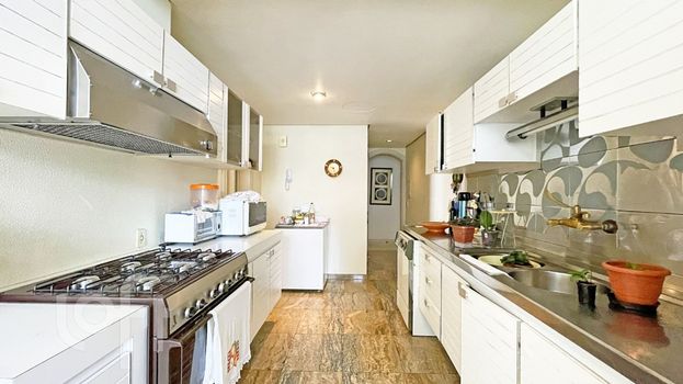 Foto 13 do(a) Apartamento de 3 quartos à venda em Rio Branco, Porto Alegre