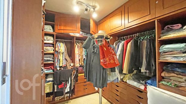 Foto 41 do(a) Apartamento de 3 quartos à venda em Rio Branco, Porto Alegre