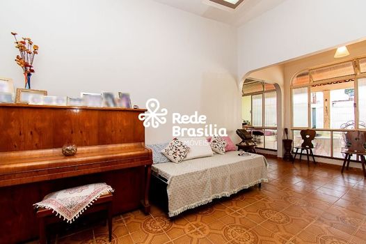 Foto 4 do(a) Casa de 5 quartos à venda em Cruzeiro Velho, Brasília