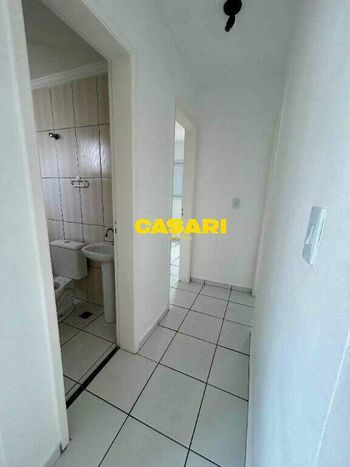 Foto 8 do(a) Apartamento de 2 quartos à venda em Vila Lutécia, Santo André