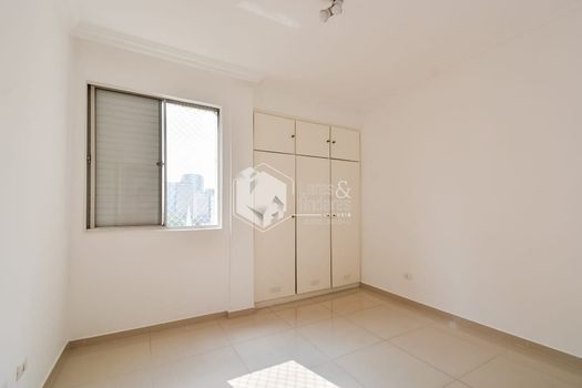 Foto 2 do(a) Apartamento de 2 quartos à venda em Moema, São Paulo