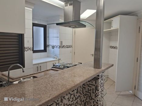 Foto 4 do(a) Apartamento de 3 quartos à venda em Alto da Lapa, São Paulo