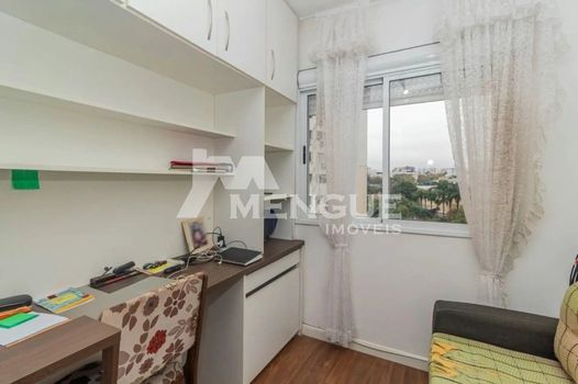 Foto 15 do(a) Apartamento de 3 quartos à venda em Vila Ipiranga, Porto Alegre