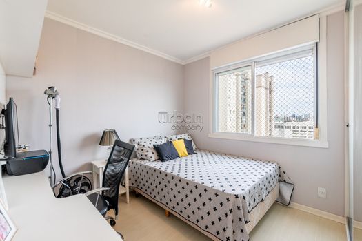 Foto 4 do(a) Apartamento de 3 quartos à venda em Jardim Europa, Porto Alegre