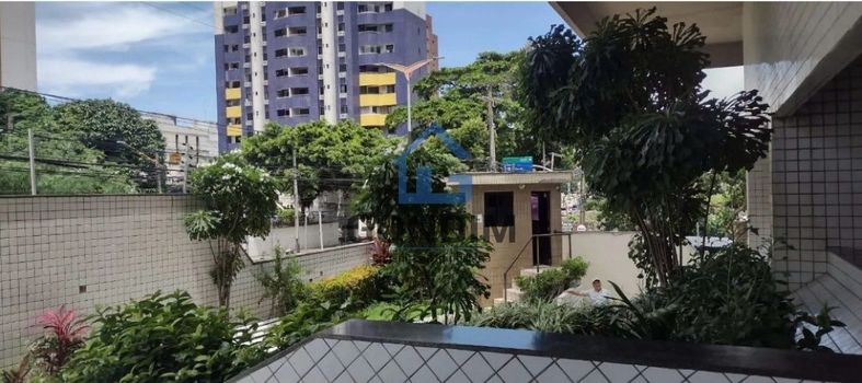 Foto 3 do(a) Apartamento de 2 quartos à venda em Meireles, Fortaleza