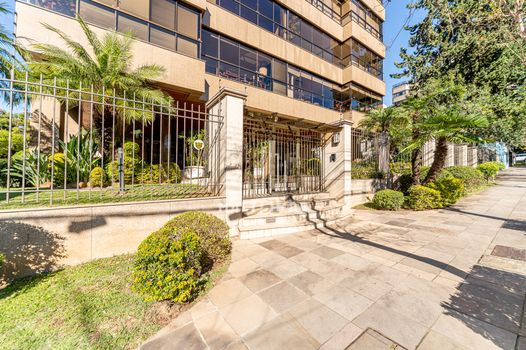Foto 43 do(a) Apartamento de 3 quartos à venda em Mont Serrat, Porto Alegre
