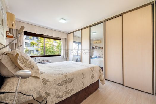 Foto 40 do(a) Apartamento de 3 quartos à venda em Rio Branco, Porto Alegre