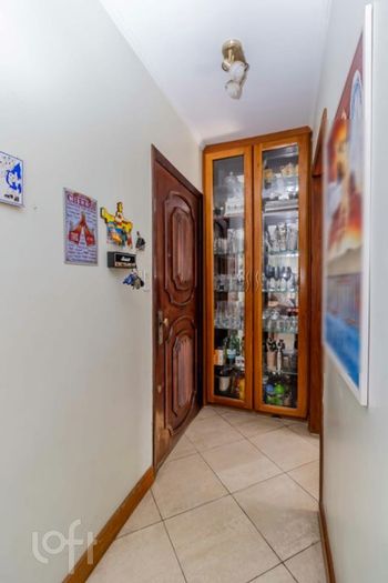 Foto 6 do(a) Apartamento de 2 quartos à venda em Cristal, Porto Alegre