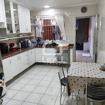 Foto 3 do(a) Casa de 2 quartos à venda em Parque Pinheiros, Taboão da Serra