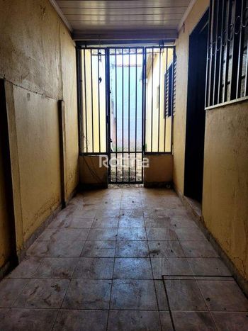 Foto 9 do(a) Casa de 3 quartos à venda em Nossa Senhora das Graças, Uberlândia