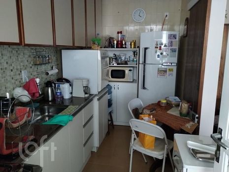 Foto 4 do(a) Apartamento de 1 quartos à venda em Vila Ipiranga, Porto Alegre