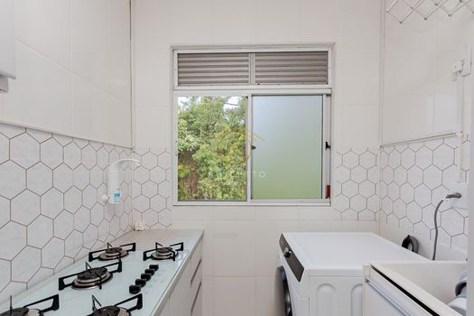 Foto 6 do(a) Apartamento de 2 quartos à venda em Santa Cândida, Curitiba