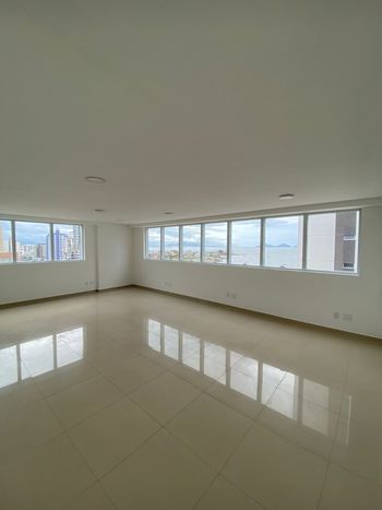 Foto 4 do(a) Sala / Conjunto Comercial false à venda em Estreito, Florianópolis