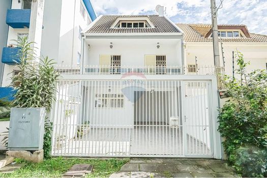 Foto 44 do(a) Casa de 3 quartos à venda em Água Verde, Curitiba