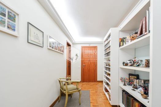 Foto 7 do(a) Apartamento de 4 quartos à venda em Cerqueira César, São Paulo