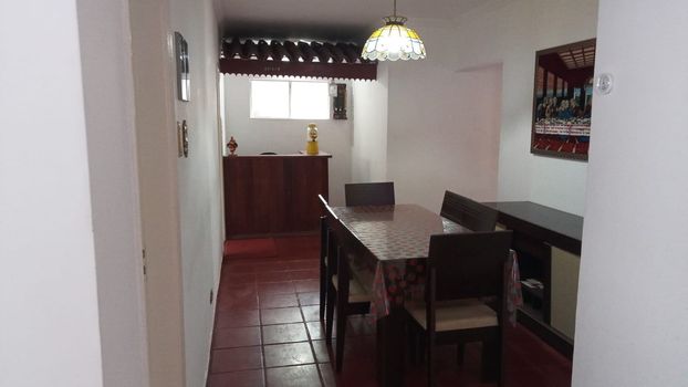 Foto 3 do(a) Casa de 3 quartos à venda em Jardim Club de Campo, Santo André