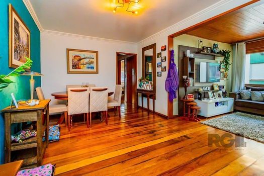 Foto 6 do(a) Flat de 3 quartos à venda em Vila Ipiranga, Porto Alegre