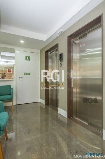 Foto 17 do(a) Flat de 2 quartos à venda em Santa Cecília, Porto Alegre