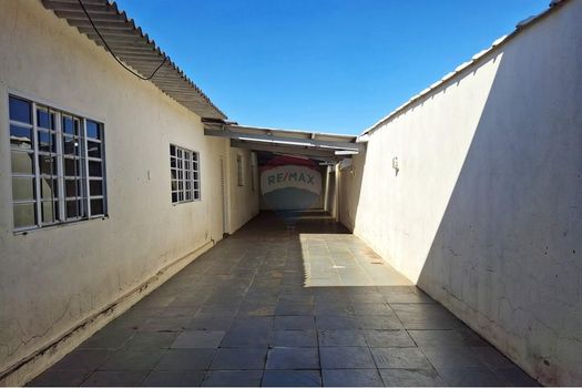 Foto 4 do(a) Casa de 3 quartos à venda em Jardim União, Lins