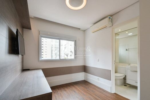 Foto 25 do(a) Apartamento de 3 quartos à venda em Vila Nova Conceição, São Paulo