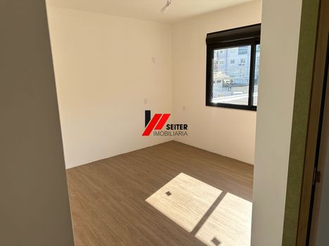 Foto 9 do(a) Casa de 4 quartos à venda em Ponta das Canas, Florianópolis