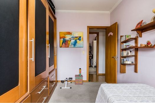 Foto 14 do(a) Apartamento de 3 quartos à venda em Jardim Lindóia, Porto Alegre