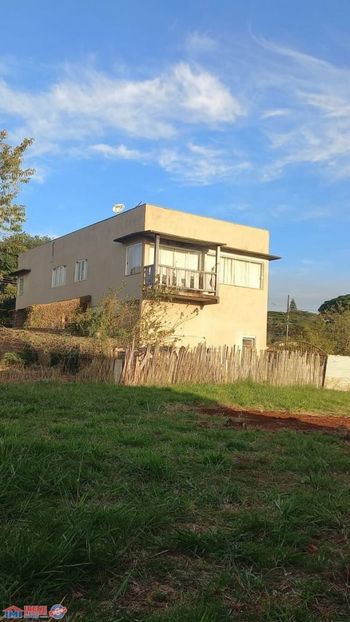 Foto 3 do(a) Casa de 3 quartos à venda em Jardim São Silvestre, Maringá
