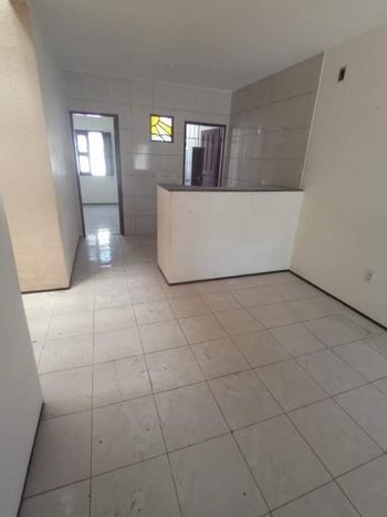 Foto 5 do(a) Casa de 2 quartos à venda em Siqueira, Fortaleza