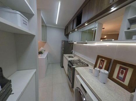 Foto 12 do(a) Apartamento de 2 quartos à venda em Vila Emília, Maringá
