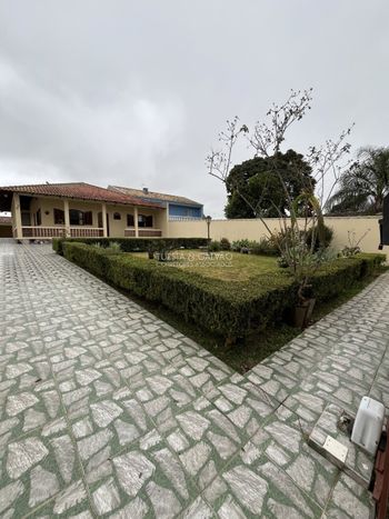 Foto 2 do(a) Casa de 4 quartos para alugar em Boqueirão, Curitiba