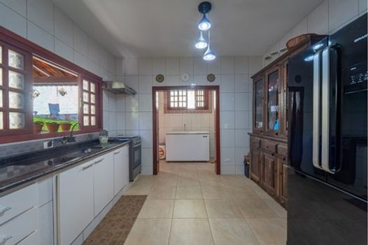 Foto 35 do(a) Casa em Condomínio de 4 quartos à venda em Ville Saint James I, Campo Limpo Paulista