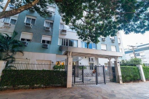 Foto 31 do(a) Flat de 3 quartos à venda em Jardim Botânico, Porto Alegre